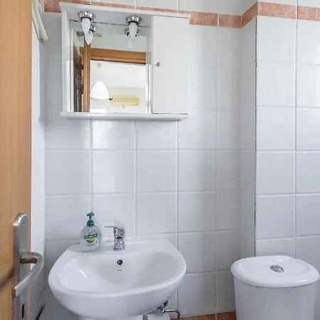 Apartman Elia Mini 4 *