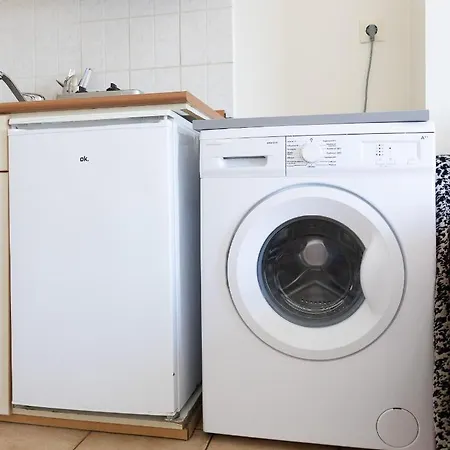 Elia Mini 4 라리사