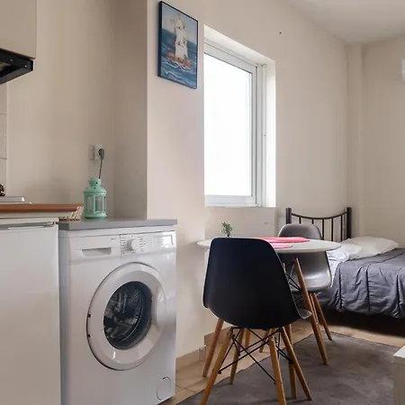 Elia Mini 4 Apartment